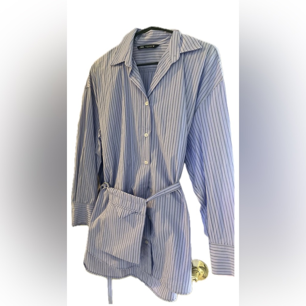 NEVER WORN SHIRT DRESS